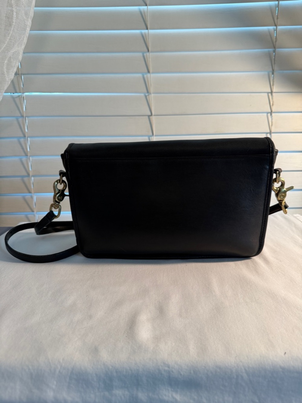 Vintage Coach Convertible Clutch 9635 - Picture 3 of 9